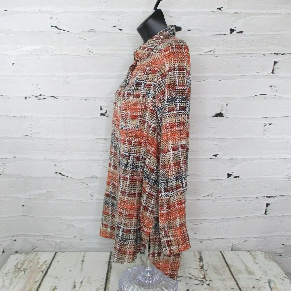 Intro Petites Abstract Print Button Front Top - Picture 4 of 6